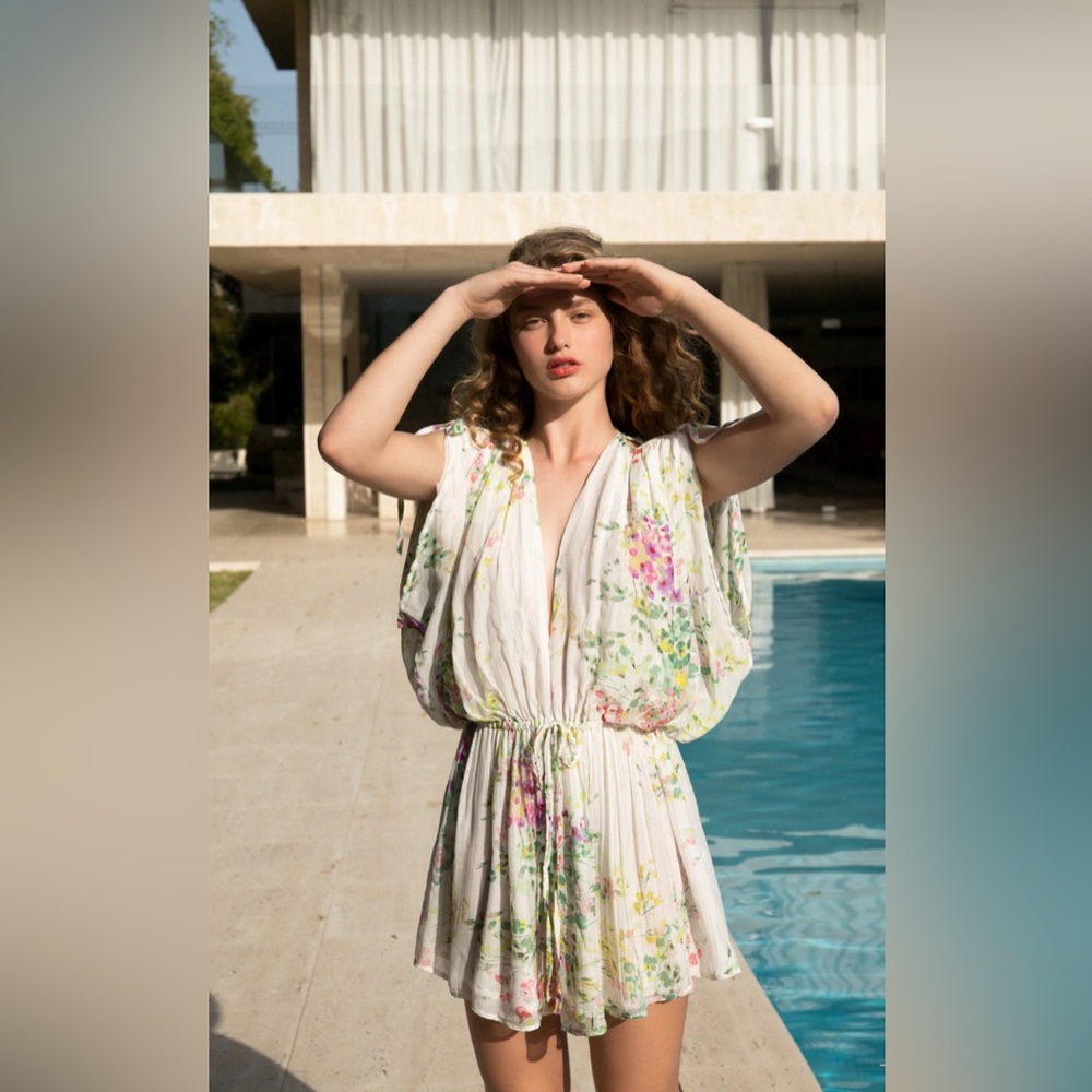 Sabina Musayev BNWT Kochang Dress // White Floral